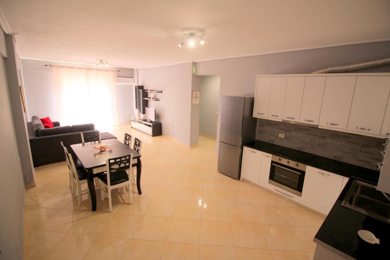 Mece Apt. Apartment Sarande Exterior photo