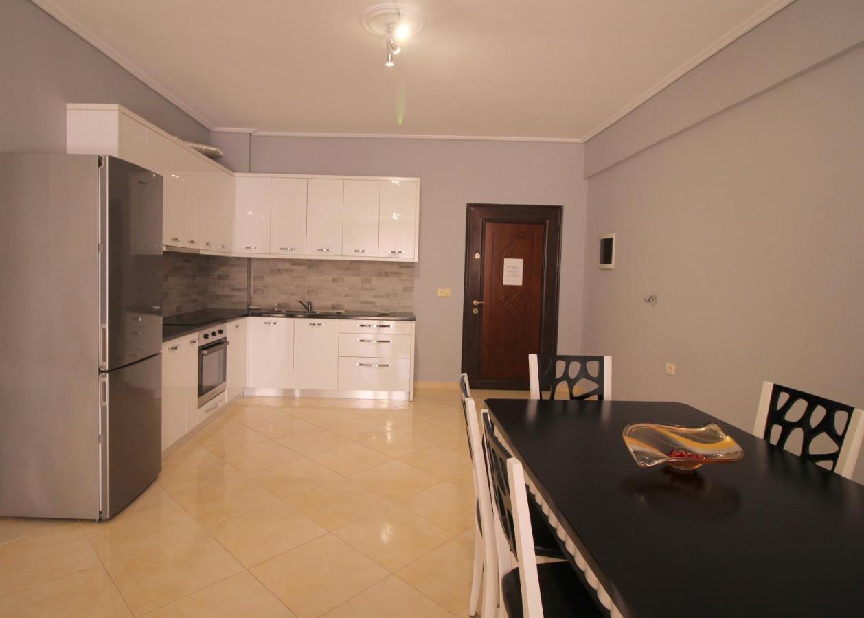 Mece Apt. Apartment Sarande Exterior photo